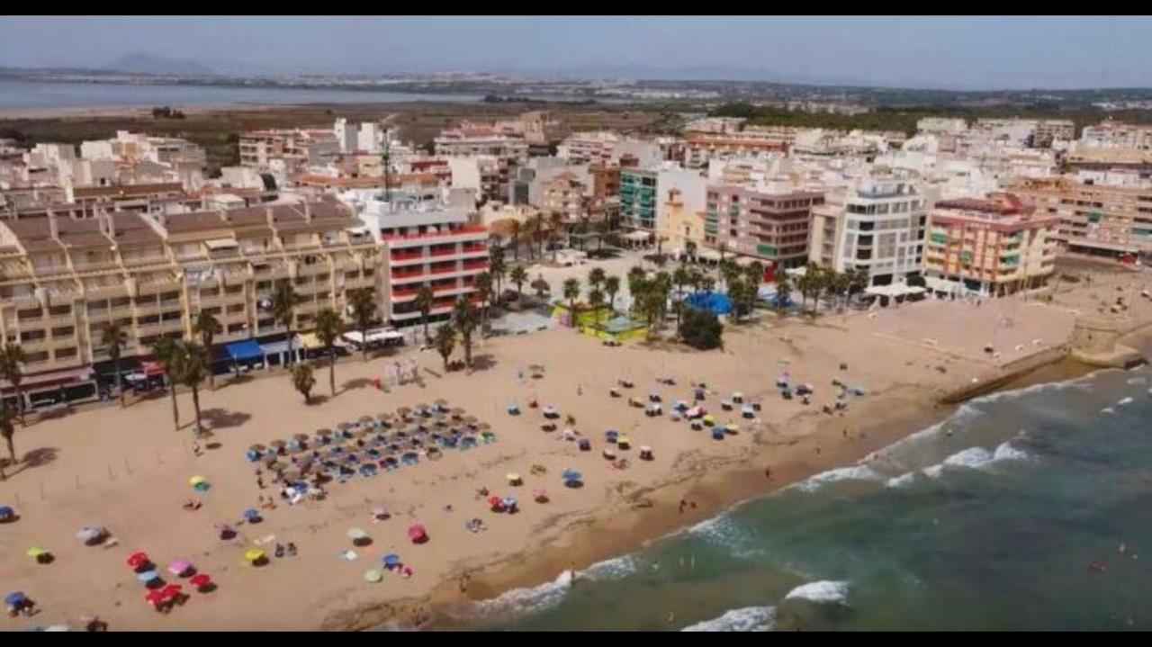 Espacioso Estudio Cerca De La Playa La Mata La Mata  Exterior photo